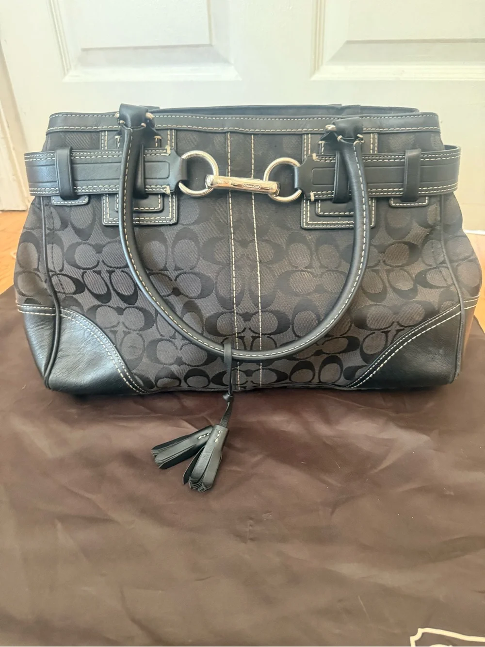 Coach vintage Y2K signature Hampton tote with matching wallet and duster bag